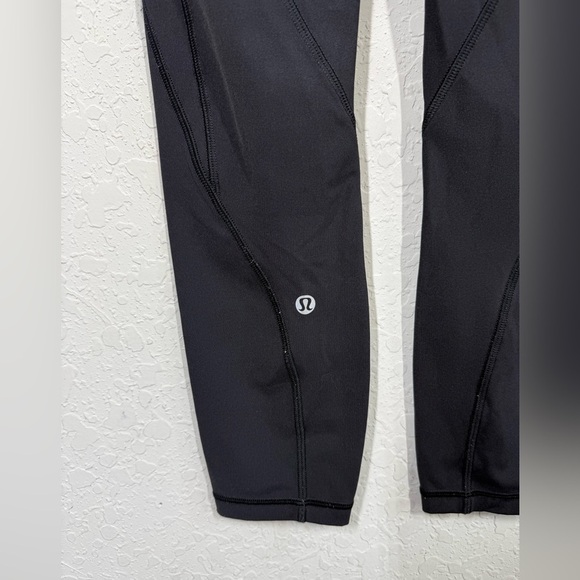 Lululemon Time To Sweat Crop 23" Size 2 - Picture 7 of 8